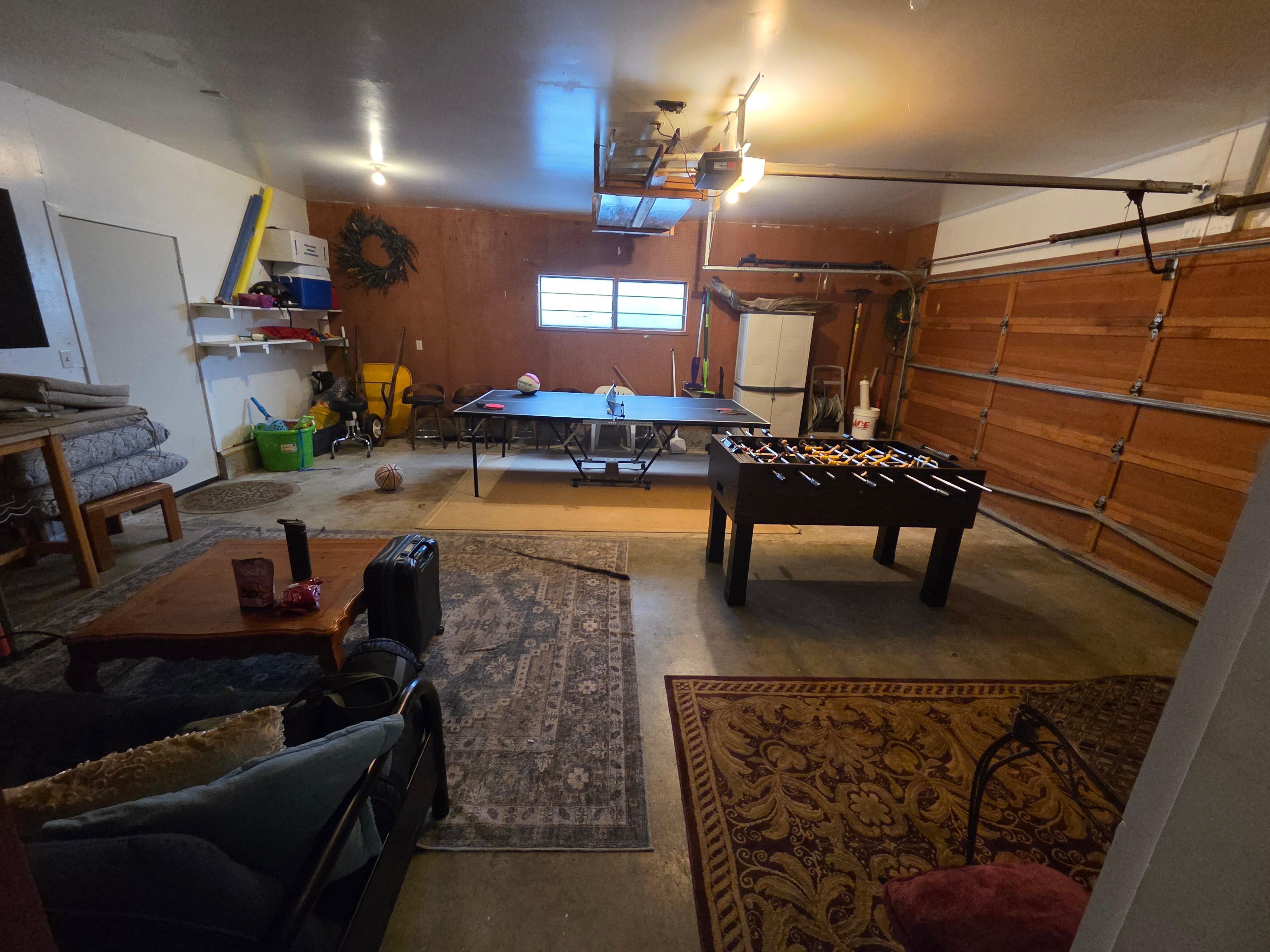 Game room/garage