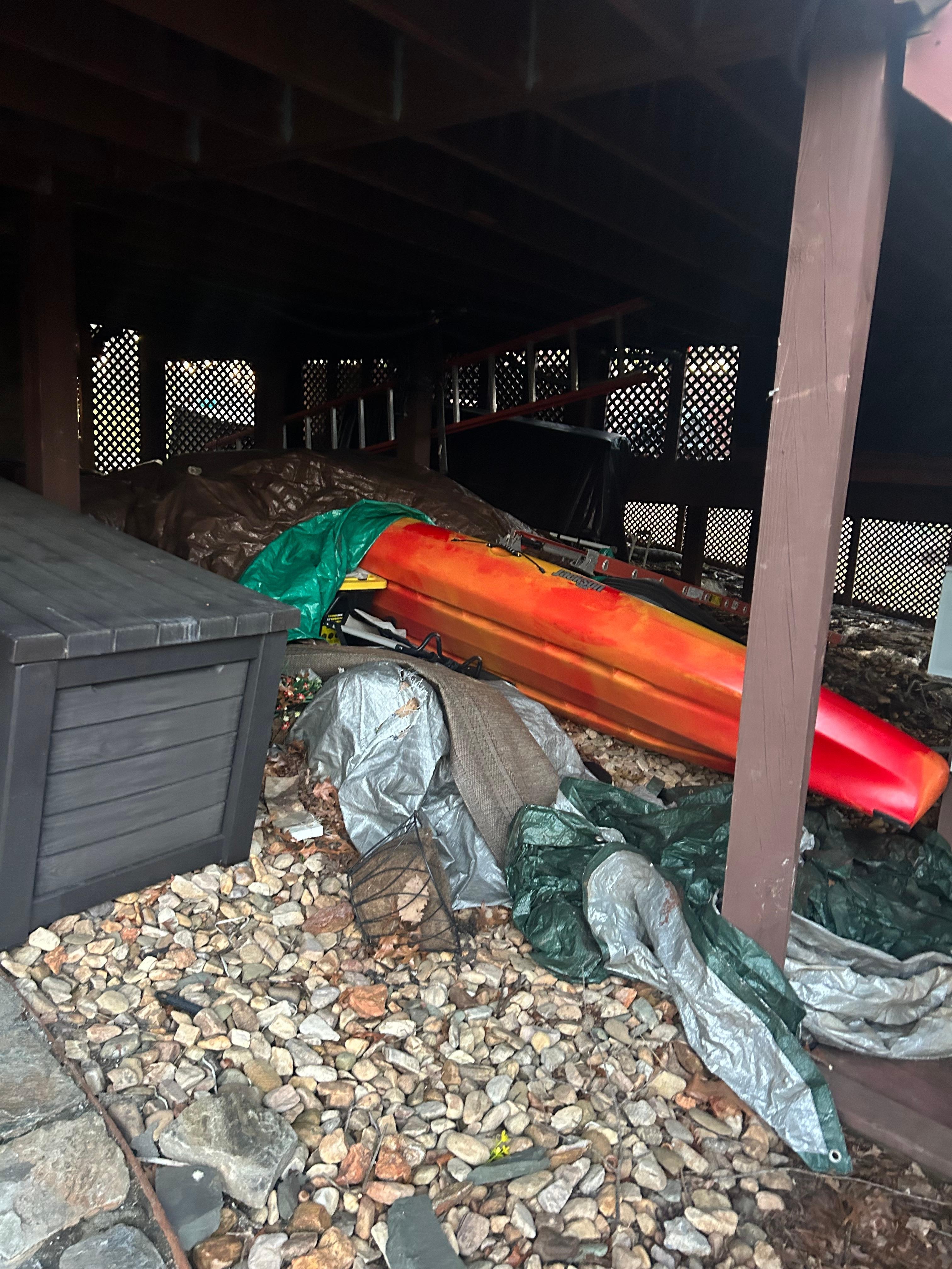 Mess under the house. We choose not to use anything under there 