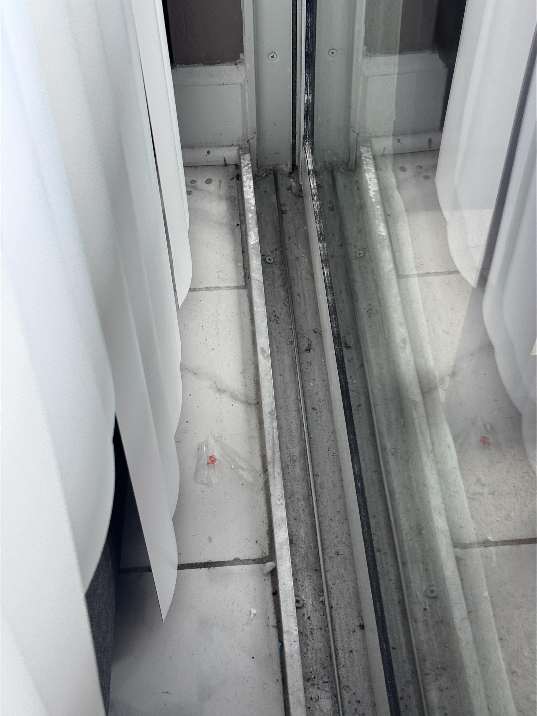 Slide Doors dirty.