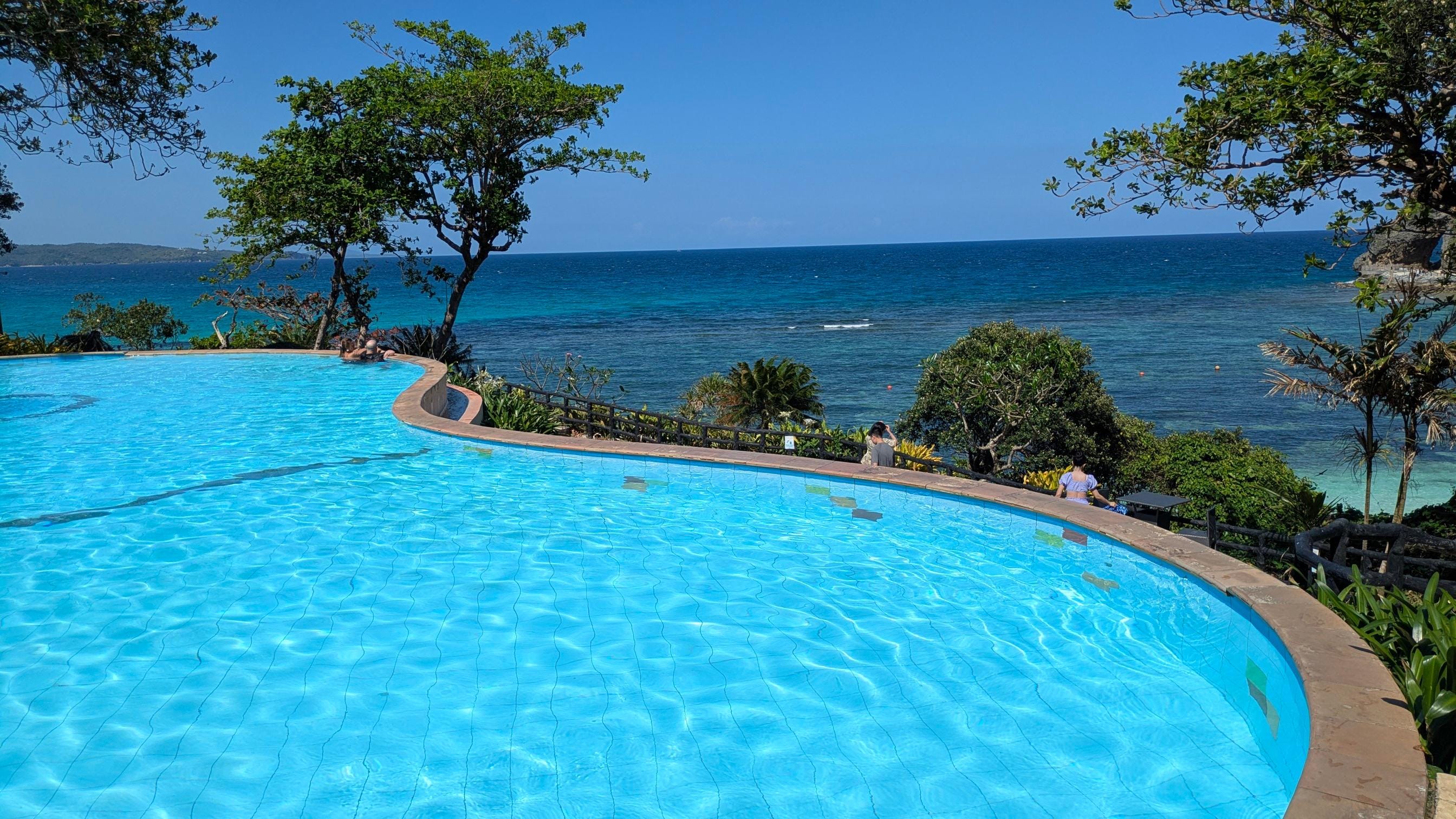 Infinity pool overlooking the private beach 