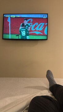 PARED MUCHO RUIDO AL CUARTO VECINO FATAL