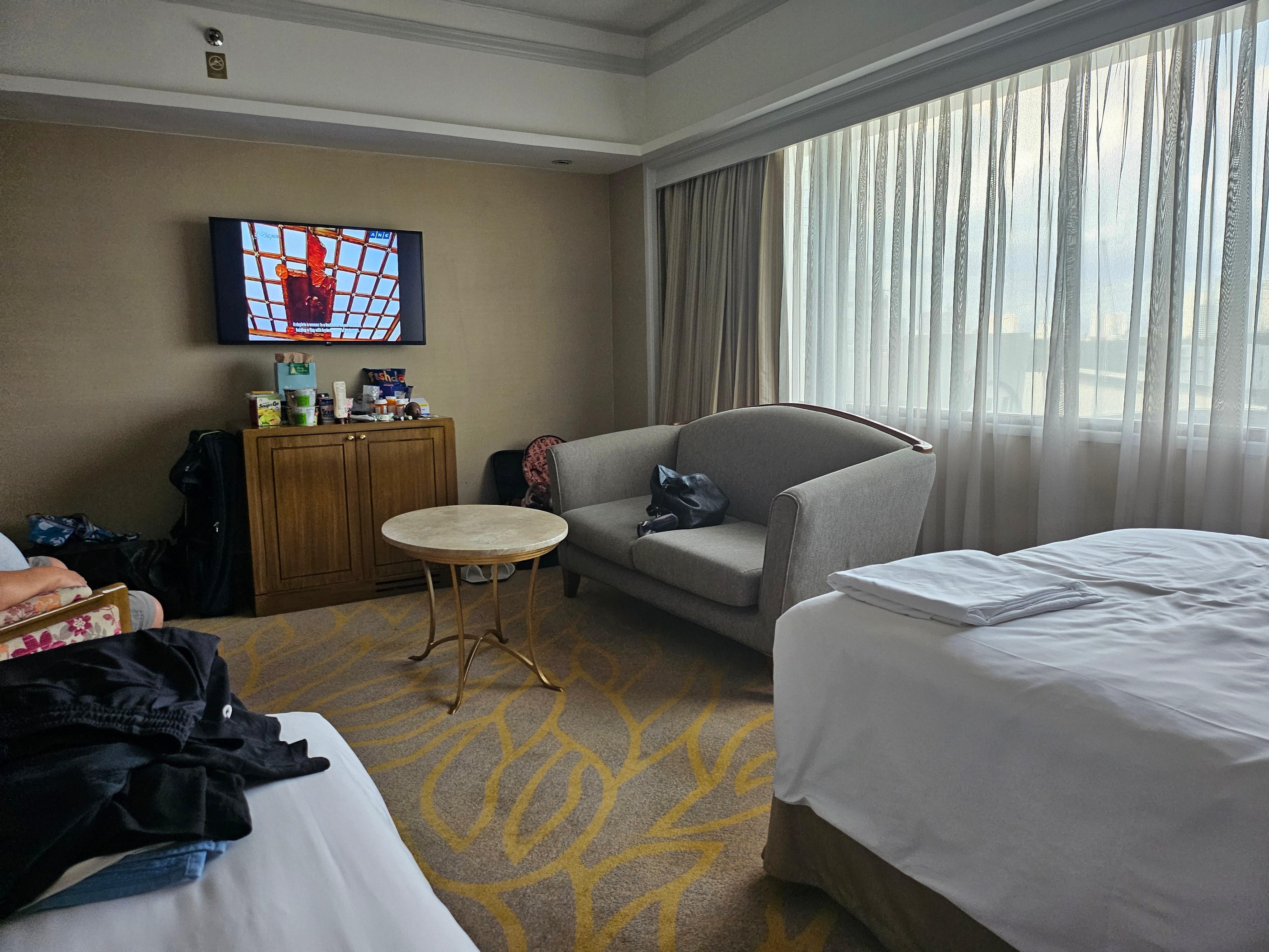 Junior executive suite space