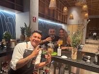 Evertho!!!!!!! Serenity Bar at the resort!!