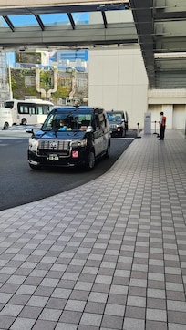 Taxi wait area