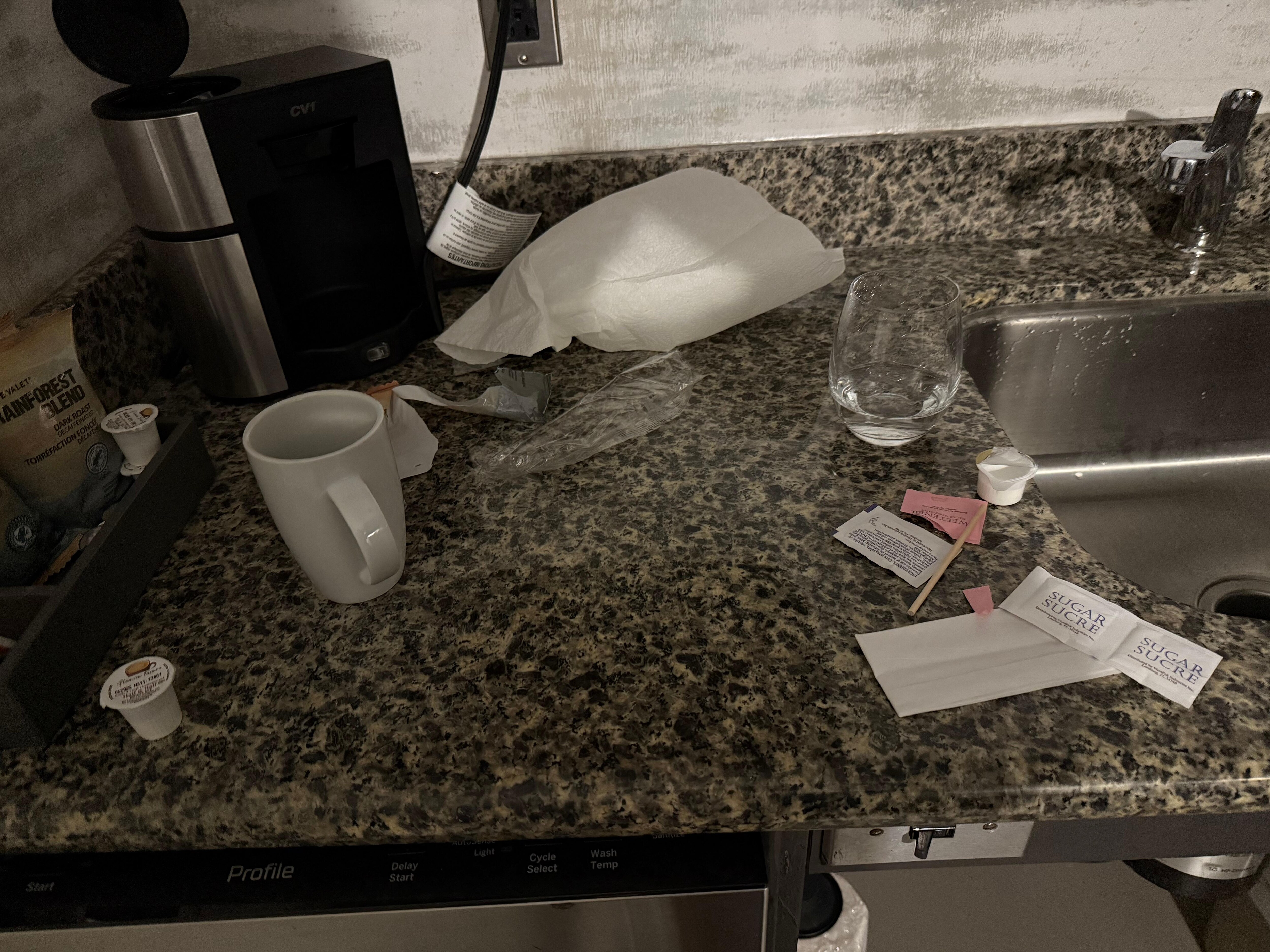 Housekeeping didn’t clean room