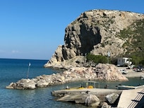 Vissershaventje om de hoek met een uitstekend visrestaurantje