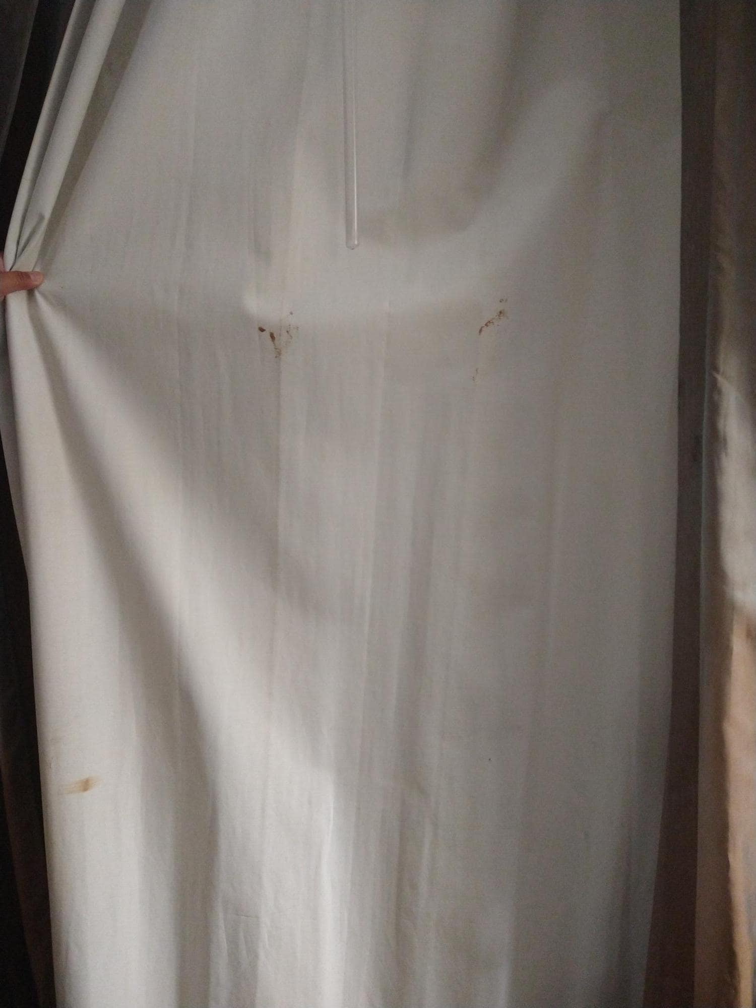 Blood stain curtain