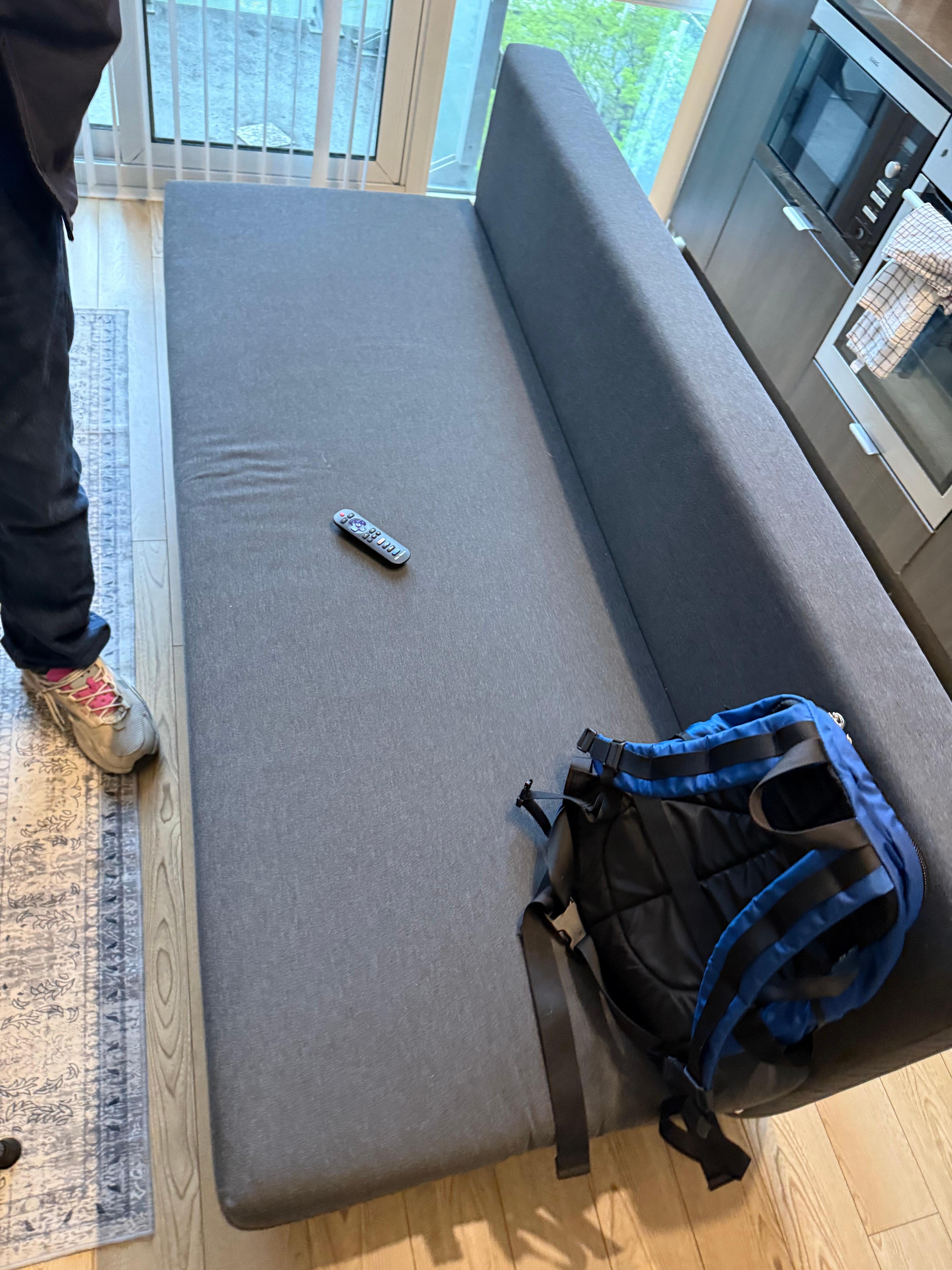 Pull out bed in the kitchen 