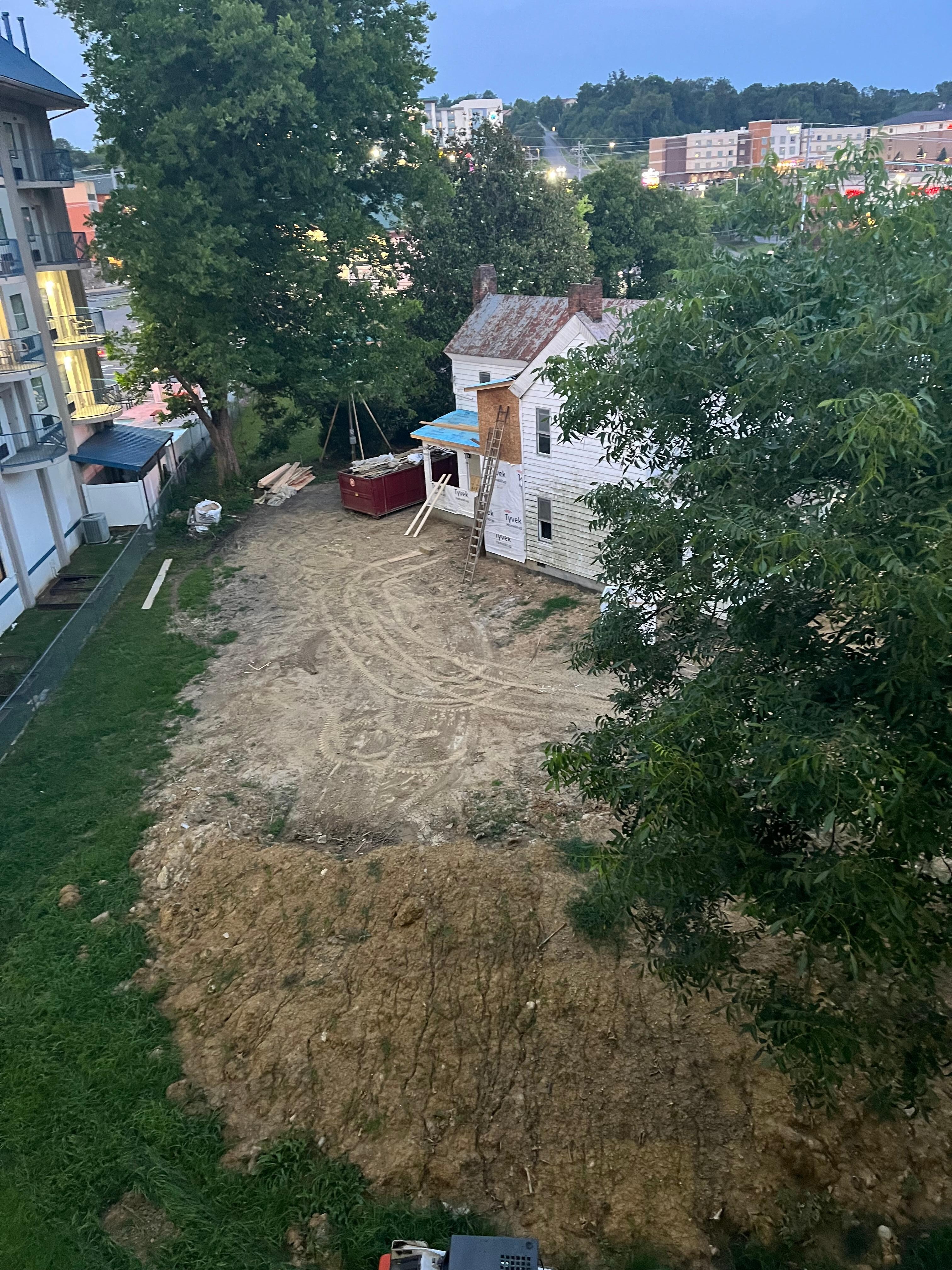 Nachbargrundstück Baustelle