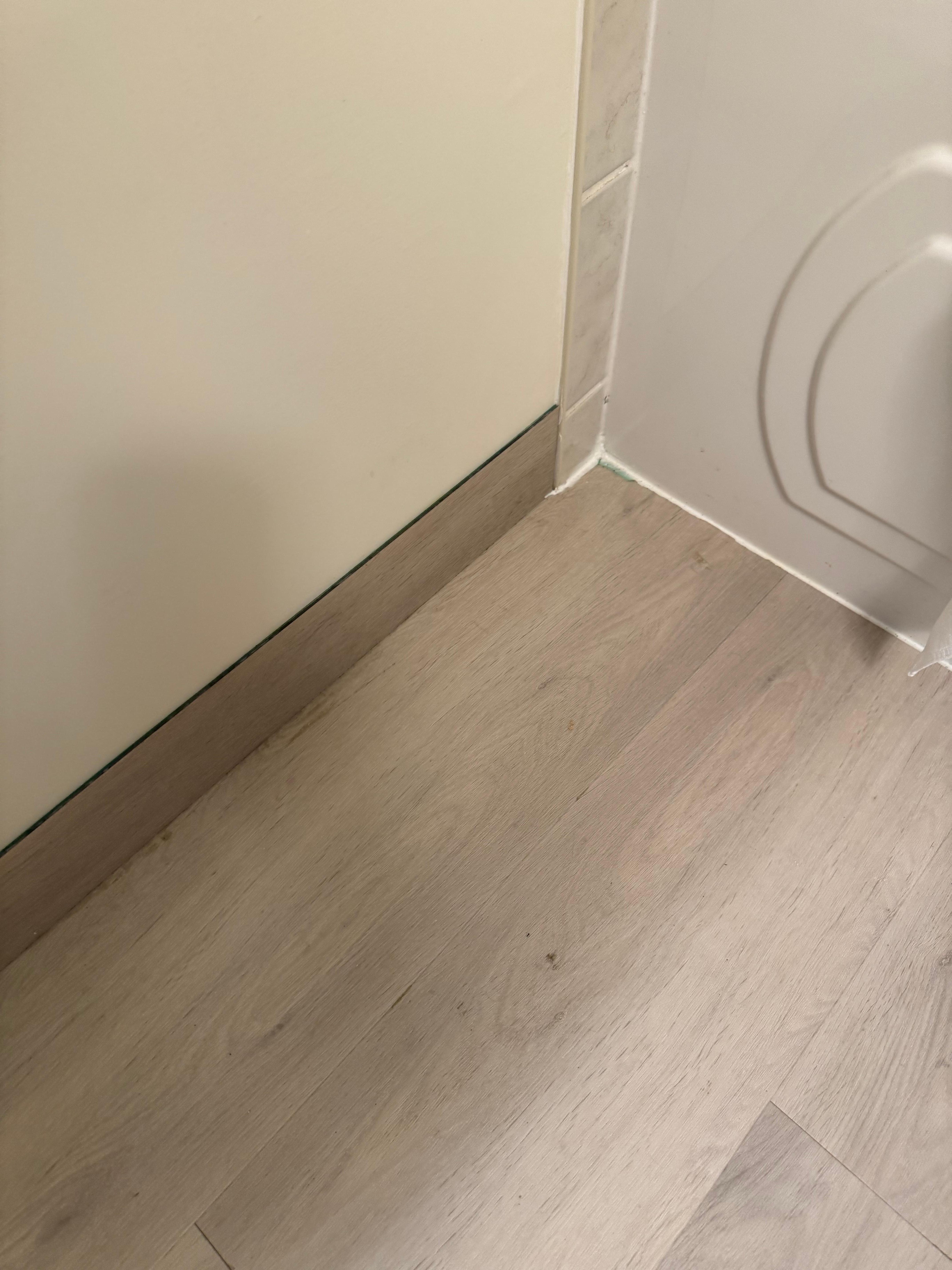 used flooring as baseboard