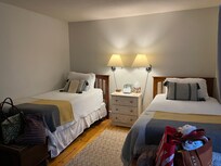 Room with twin beds
