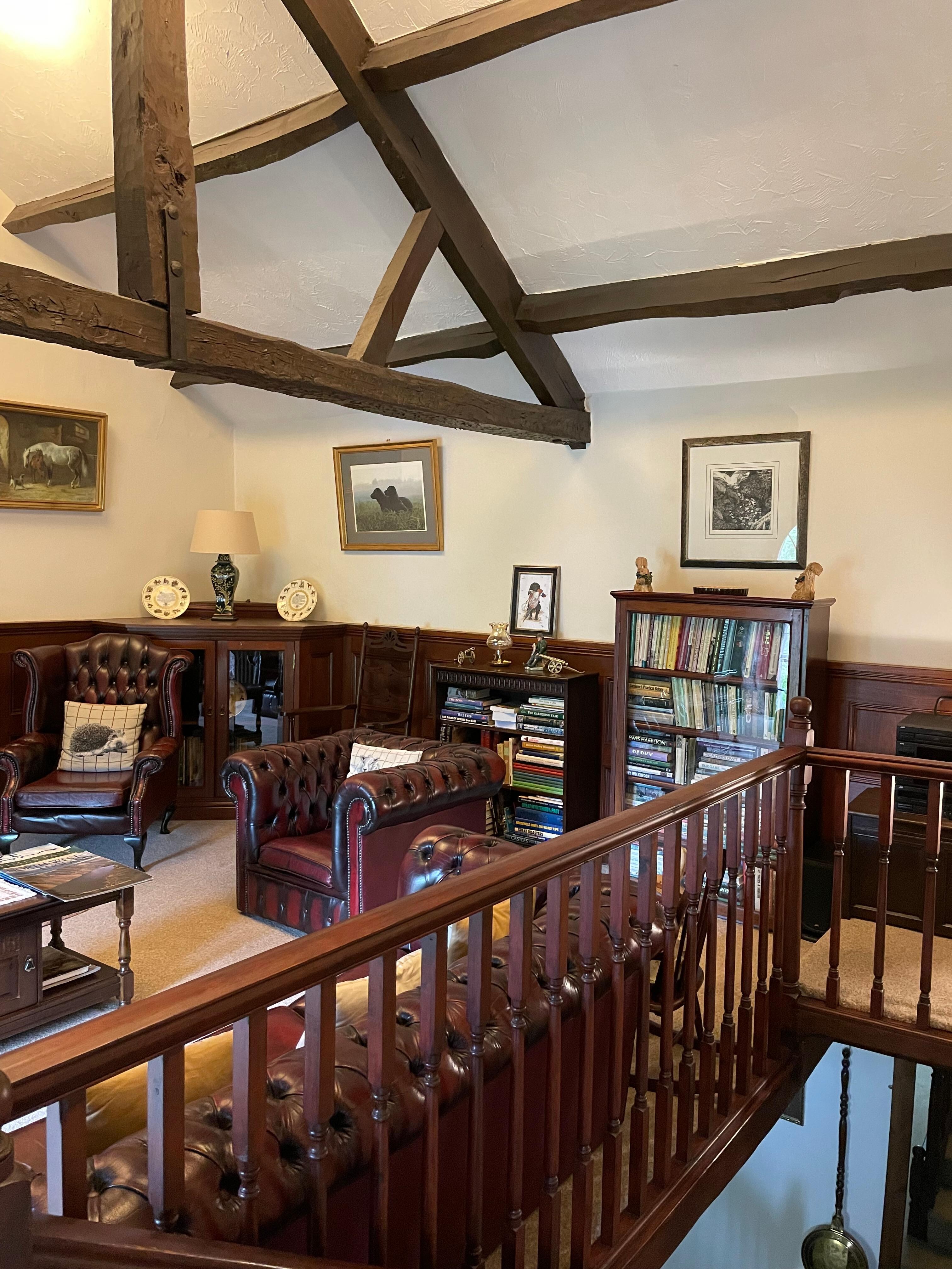 Adjoining lounge