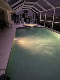 Relaxing evening in the pool and hot tub. Lights gave it great ambiance.