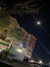 Sitting outside the hotel & the moon looked pretty