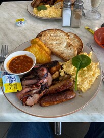 Breakfast at Espresso One in Albany, just a 6 minute walk from the hotel