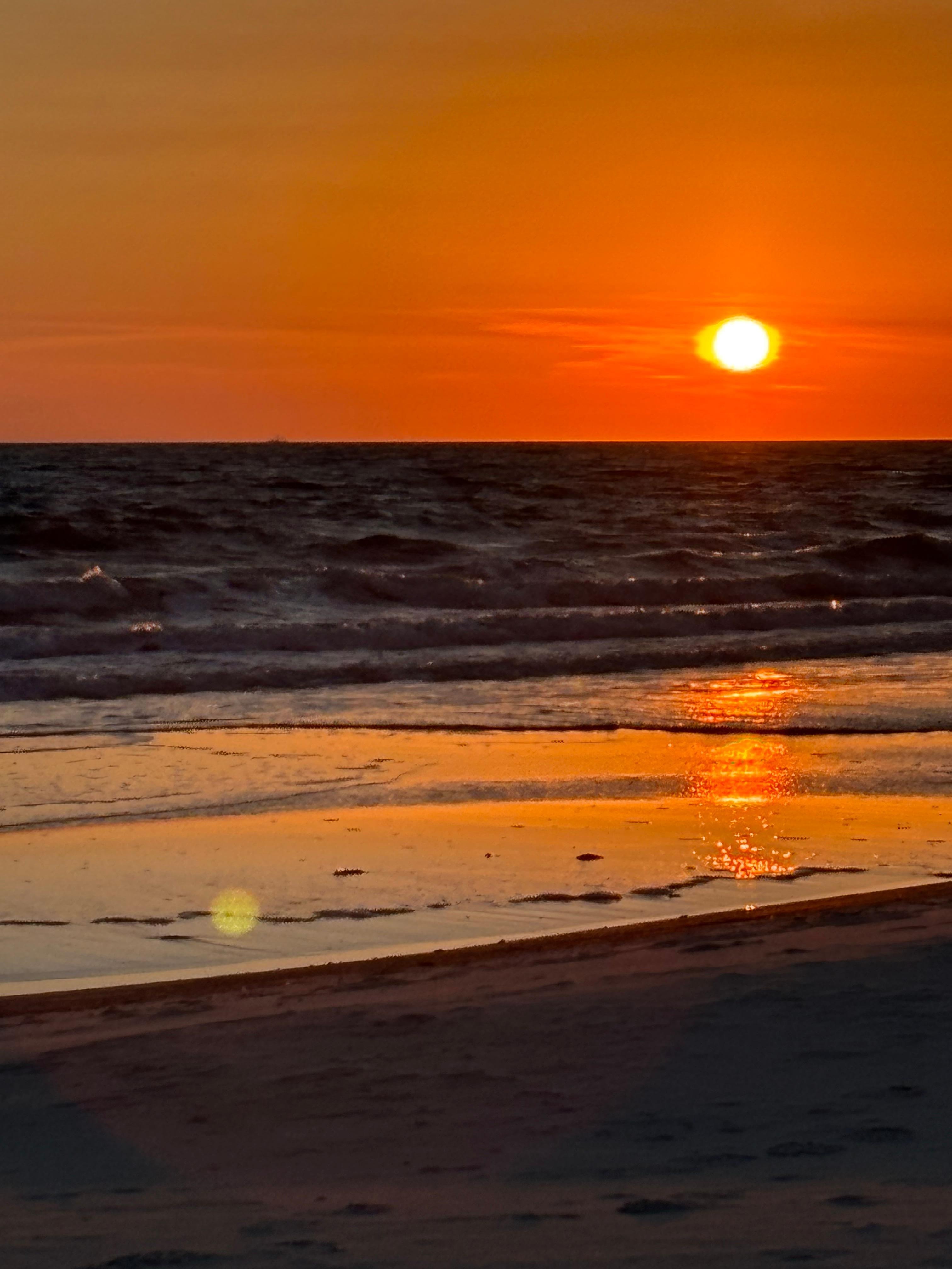 Amazing sunset on the beach!