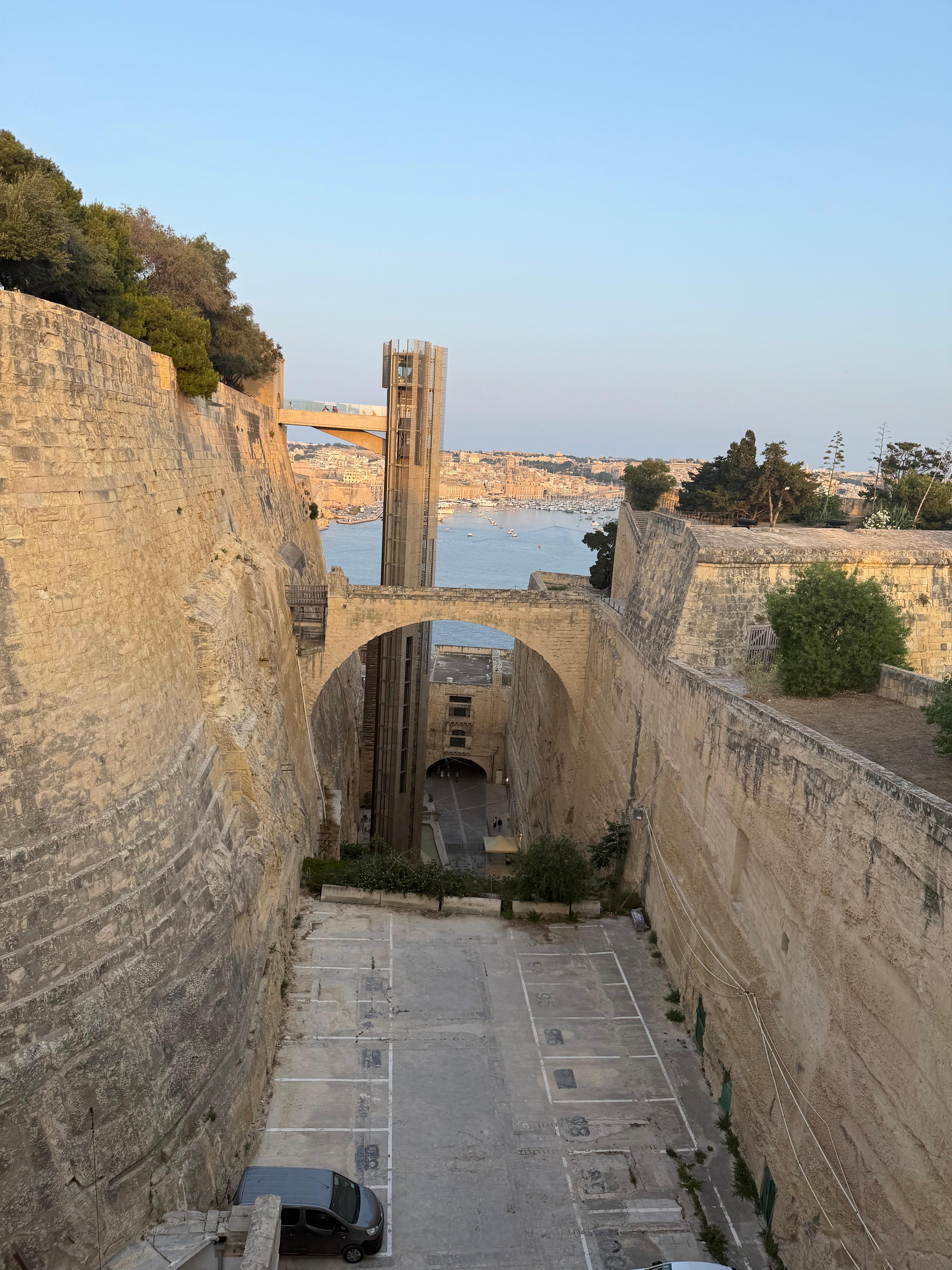 The upper Barrakka lift is handy for a trip to the harbour 