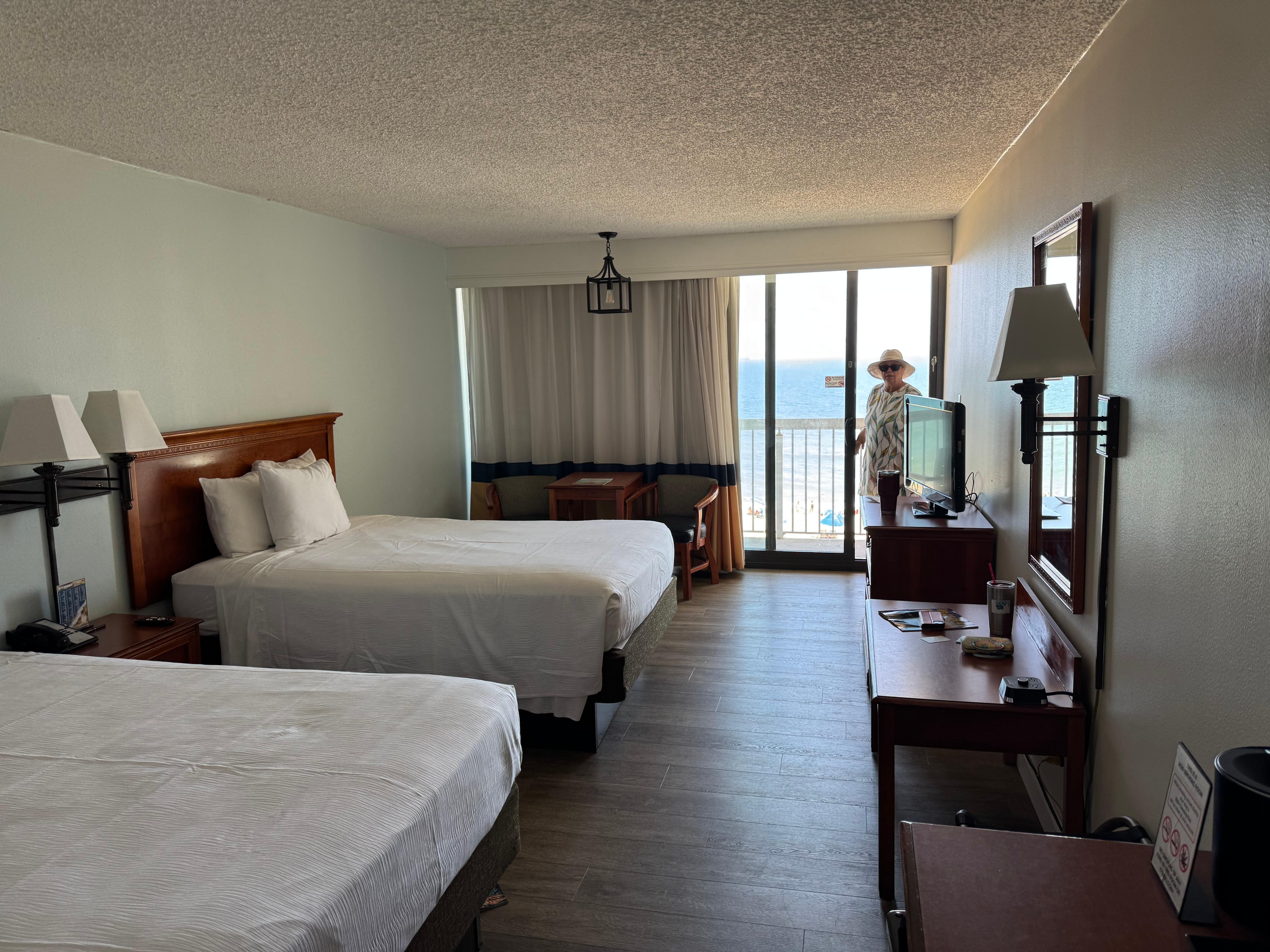 Beautiful room clean and comfortable No bad smell