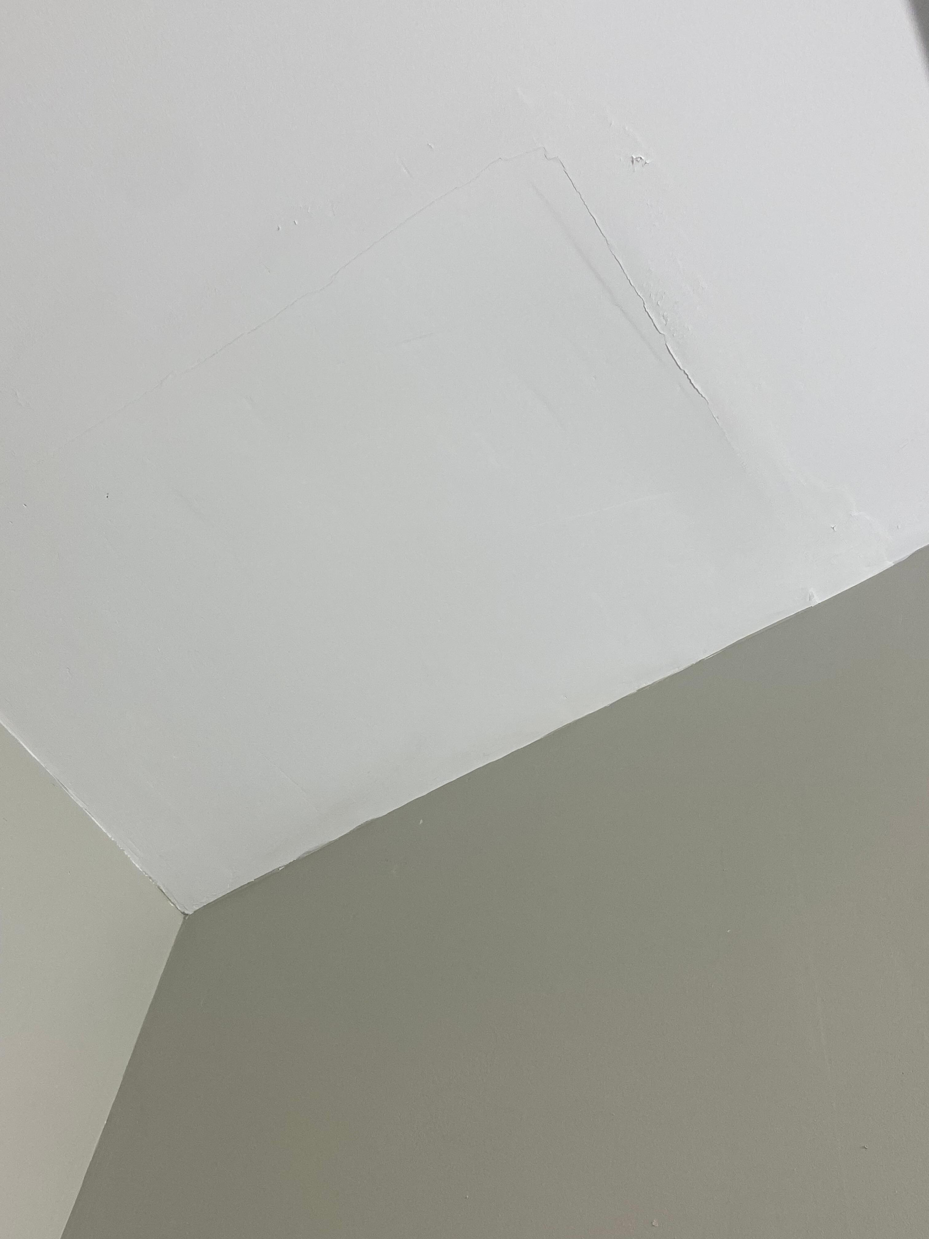 Ceiling in bathroom was cracking