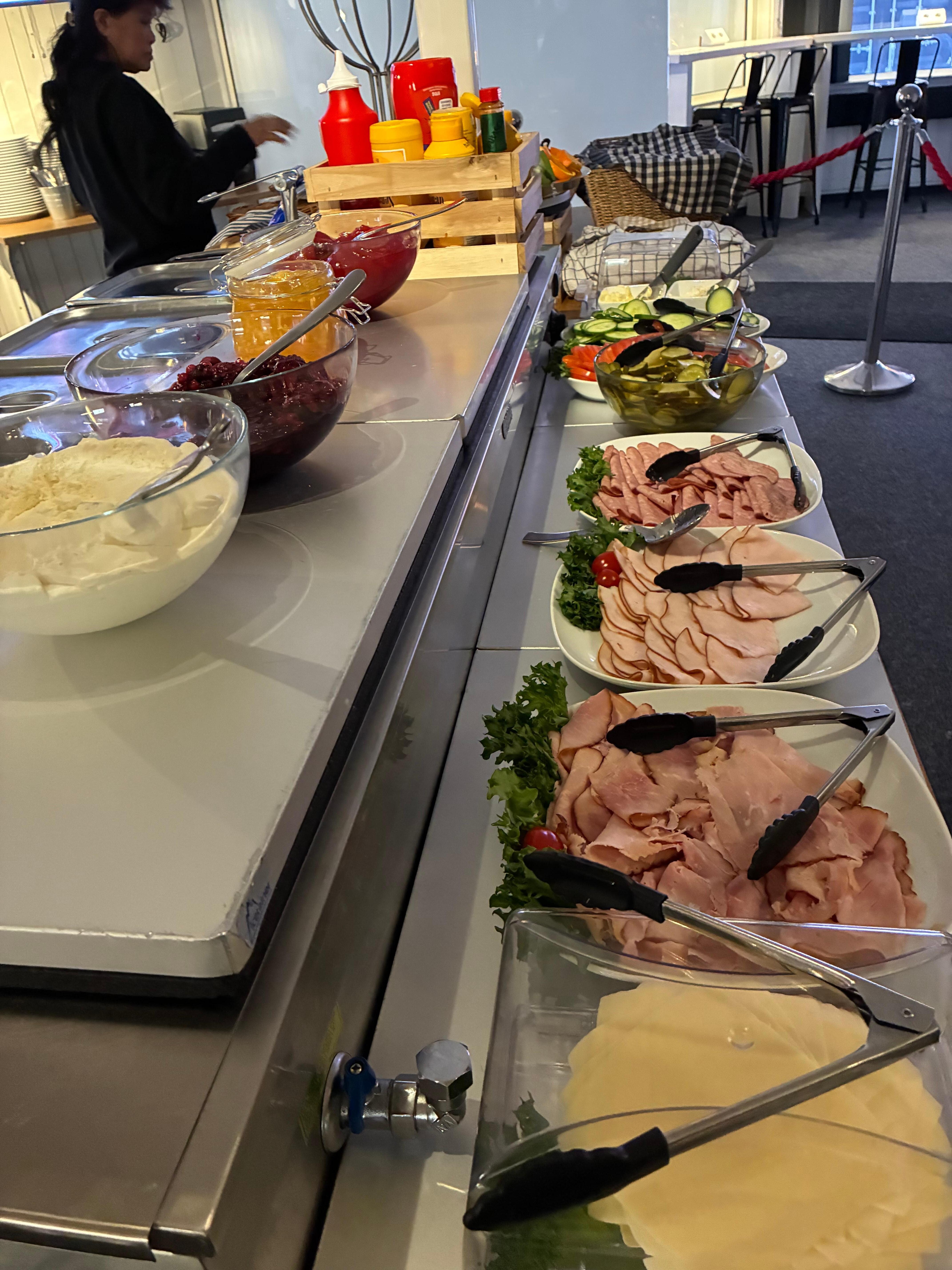 朝食が付いている