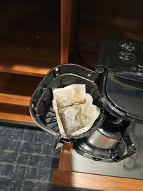 Coffee machine did not clean.