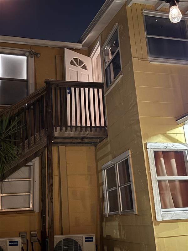 Does this seem like a safe place to spend the night?