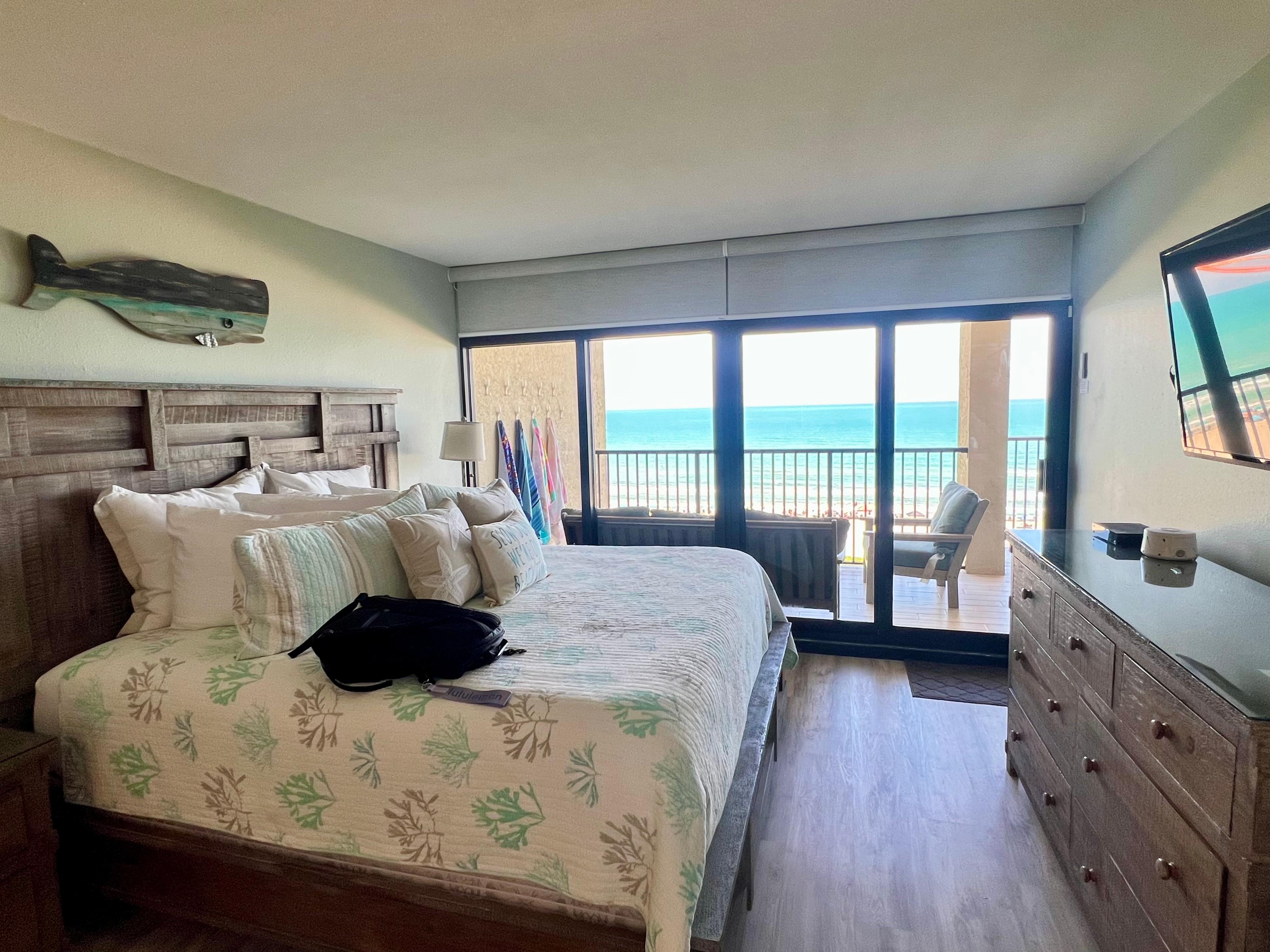 Master bedroom💌  Be prepared to flip a coin for it 😉