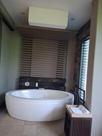 Outdoor covered terrace