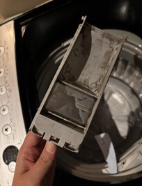 洗濯機も使用したいと事前に伝えていたのにゴミカビだらけ