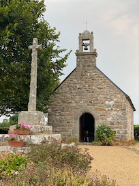 Chapelle St Adrien (proximité de la location)