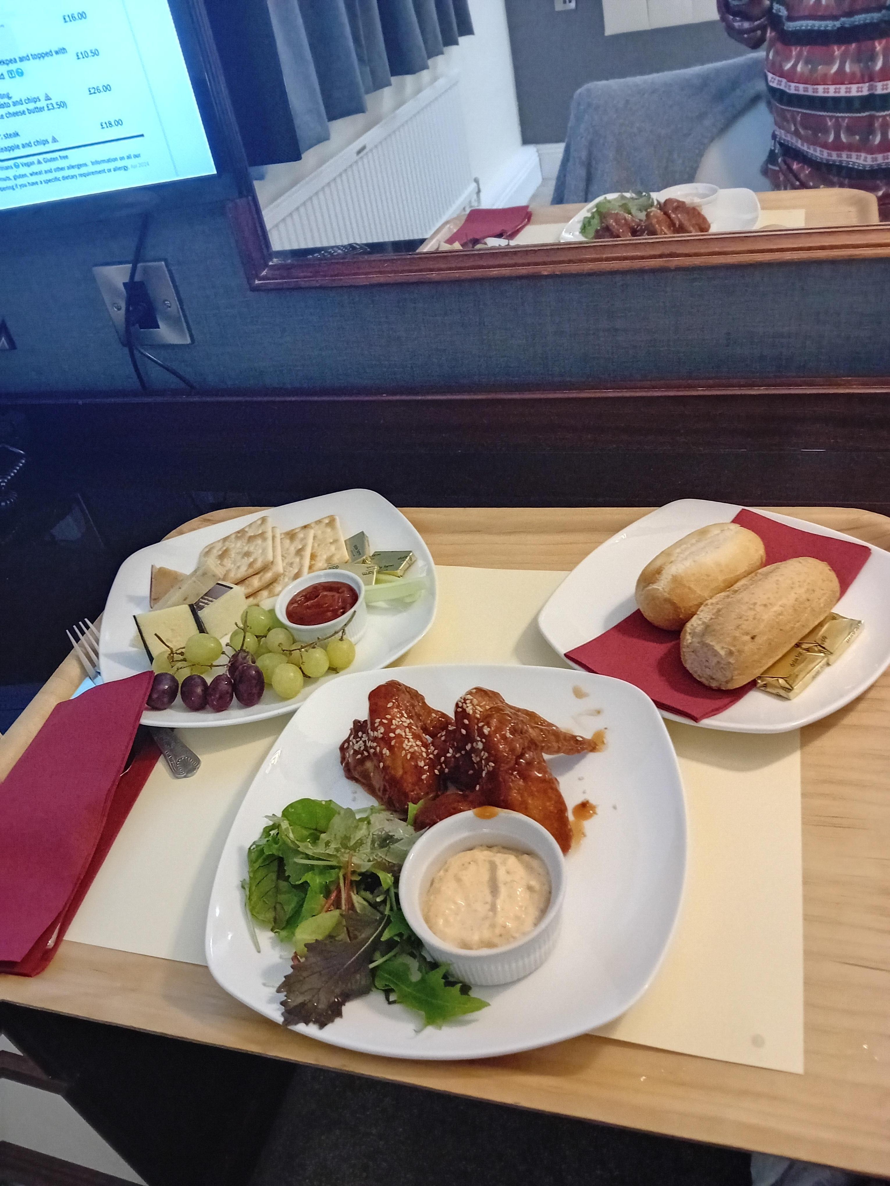 Room service was top notch and the food was finger licking delish.