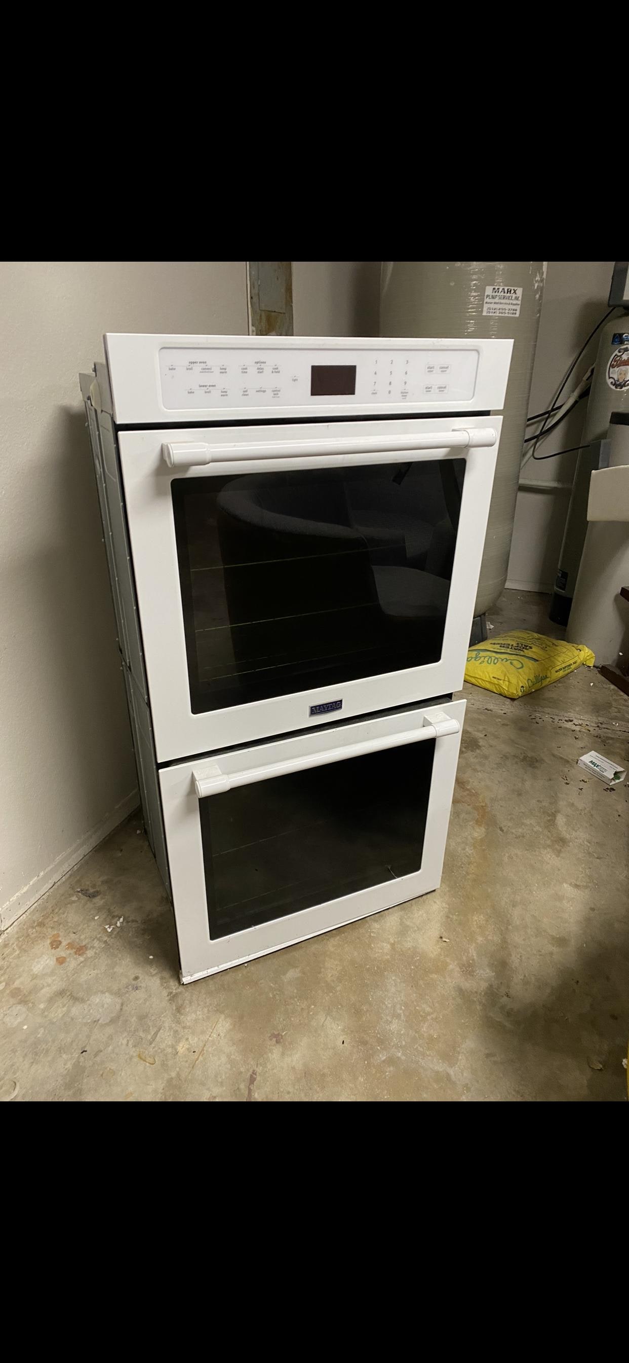 Host set up oven to be used in garage when they failed to provide counter top oven/air fryer