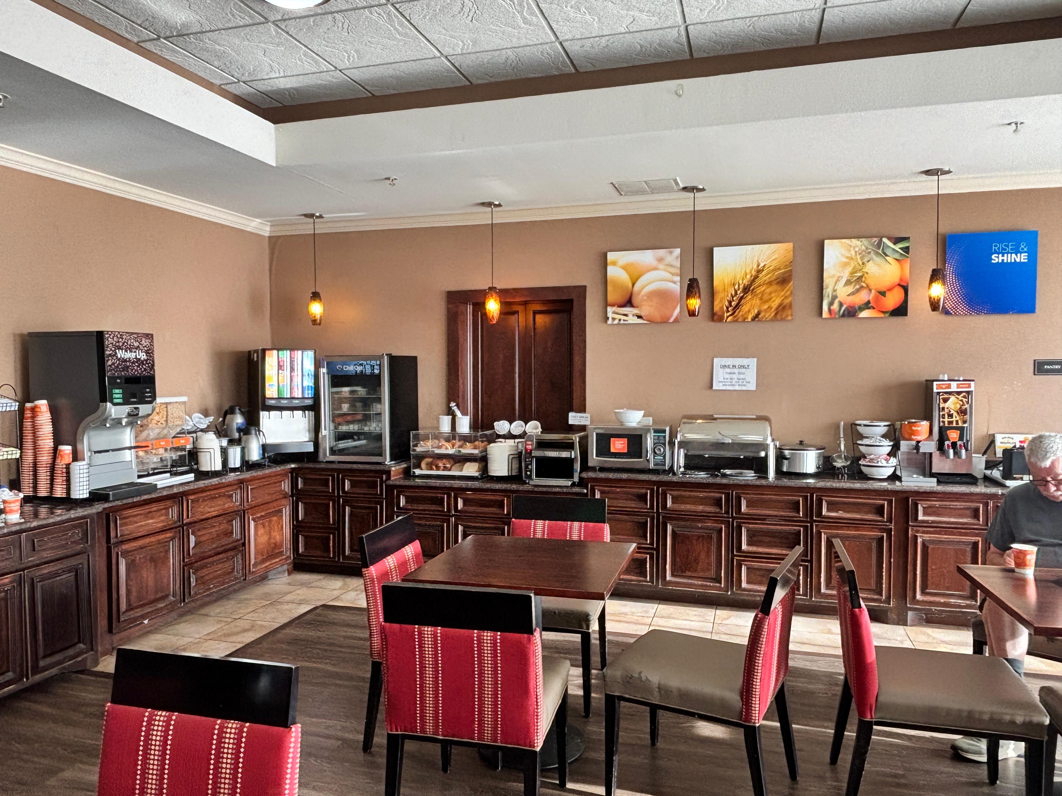  A nice breakfast buffet with a large, clean, comfortable, dining space. (Wish I had pics of everything!) 