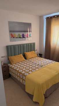 Deuxième chambre avec 2 matelas de 80cm