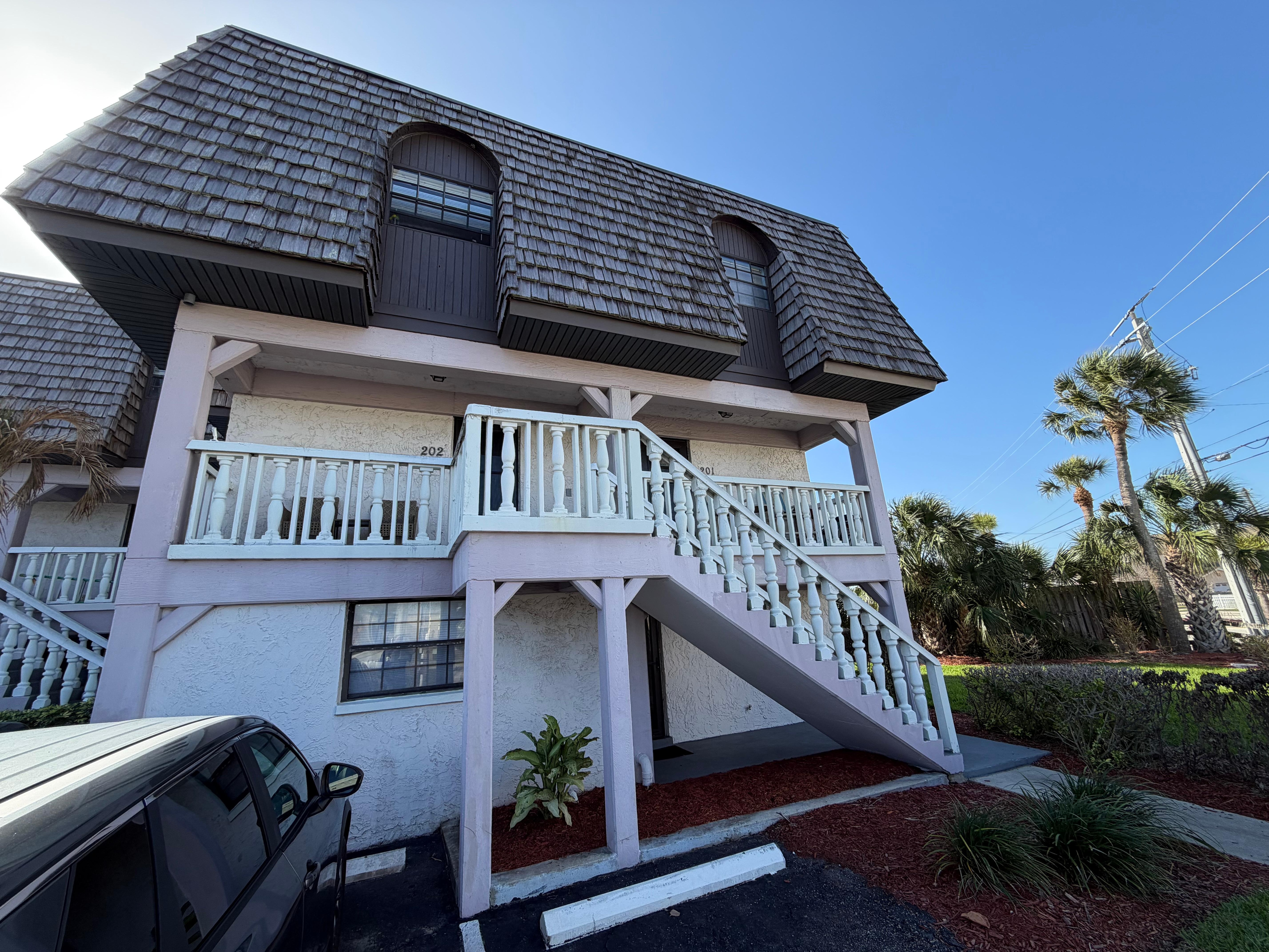 Parking right next to the unit