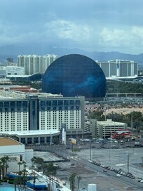 some night light polution from the sphere, nevertheless awesome