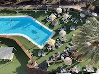 Utsikt över poolen