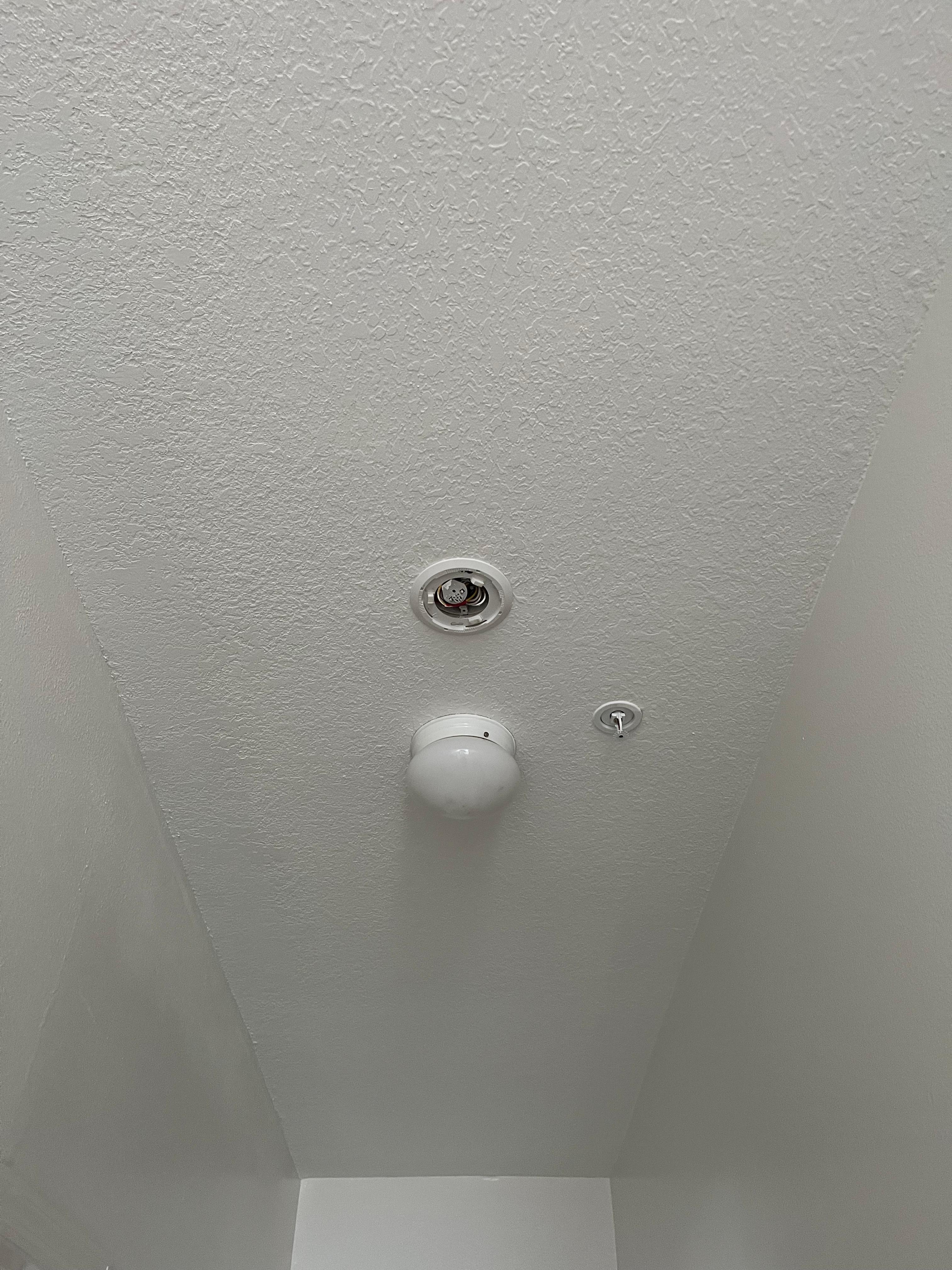 Missing smoke alarm