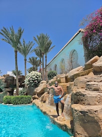 Super nice pool