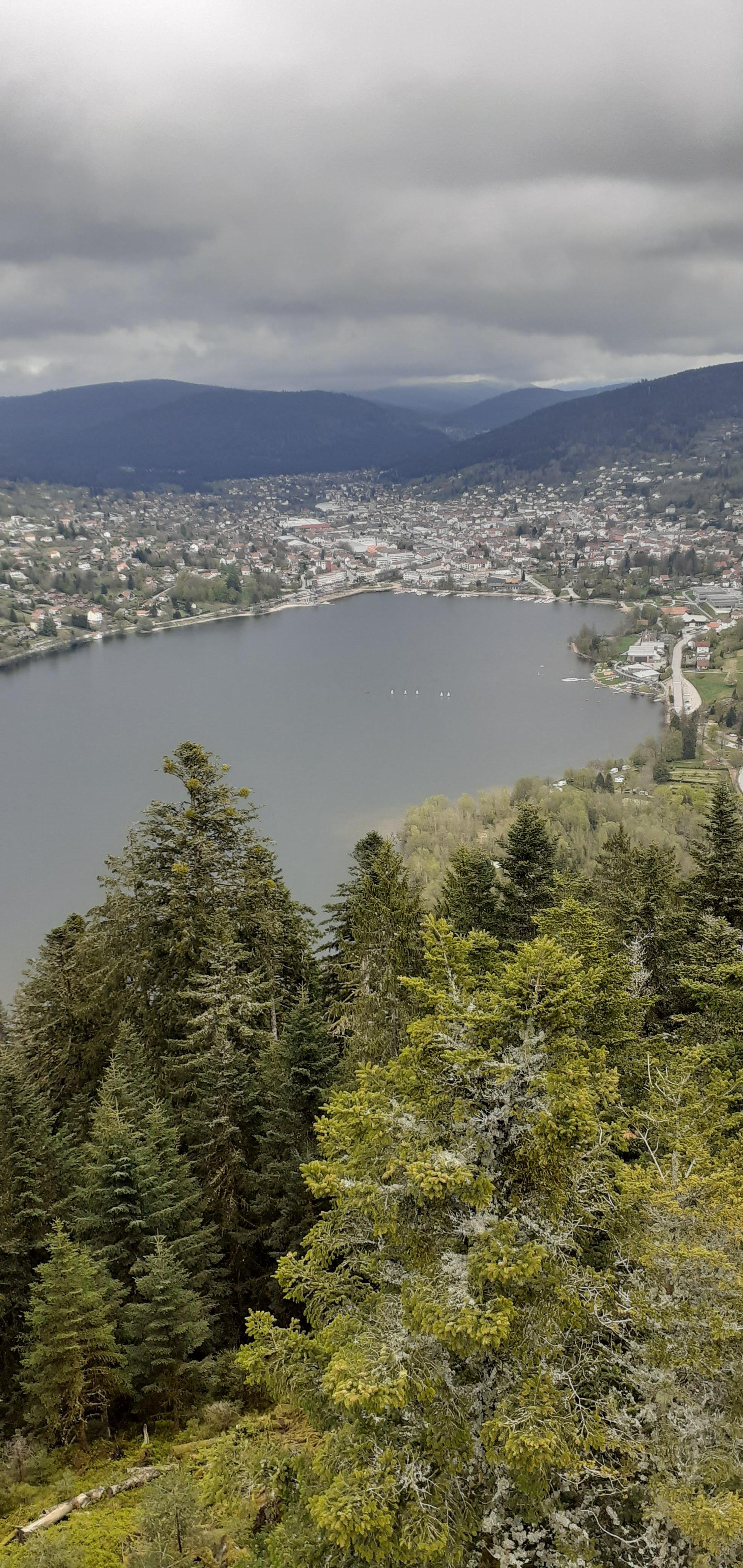 Vue du sommet de la Tour de Merelle.