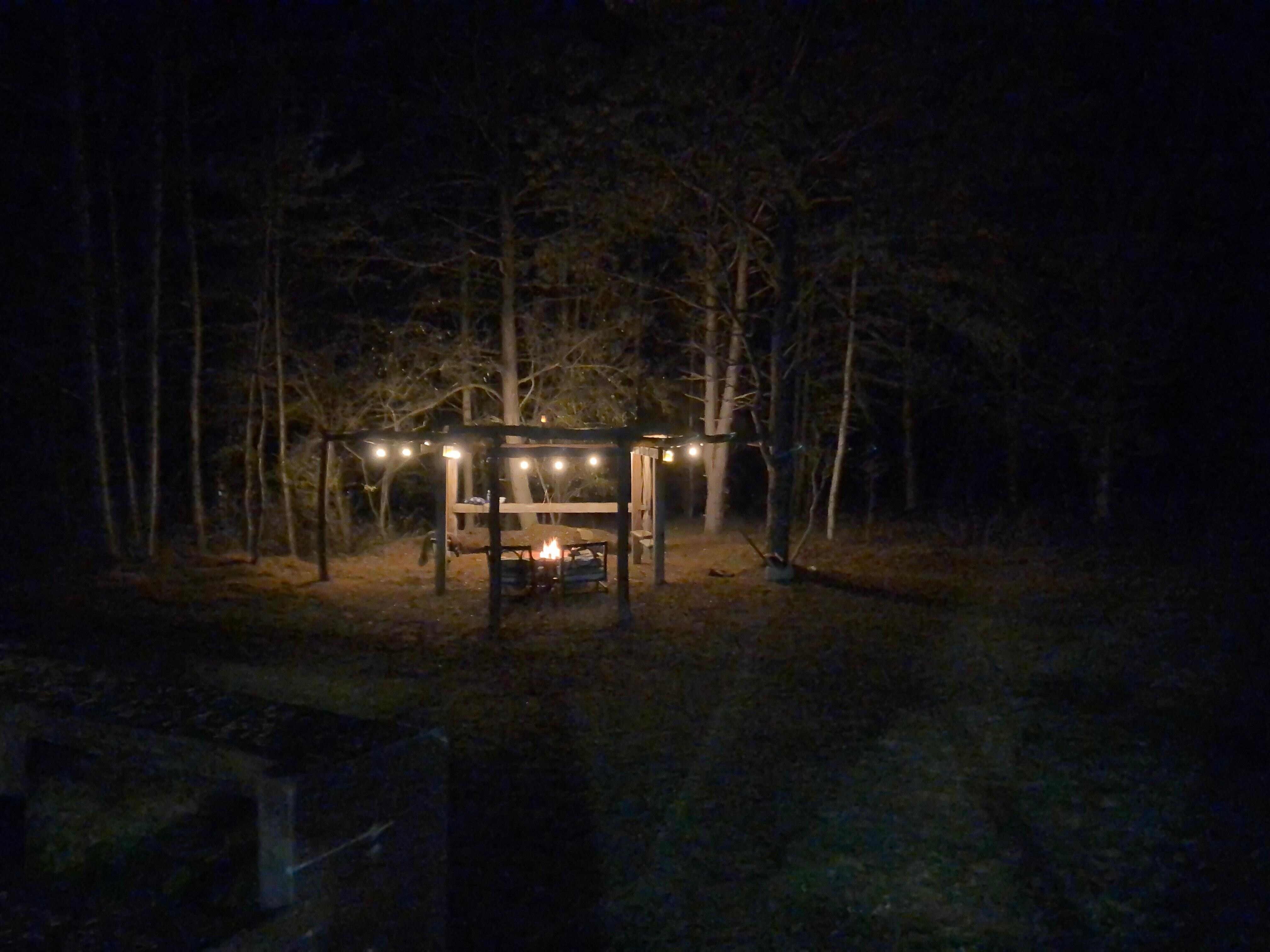 Absolutely perfect fire pit setup