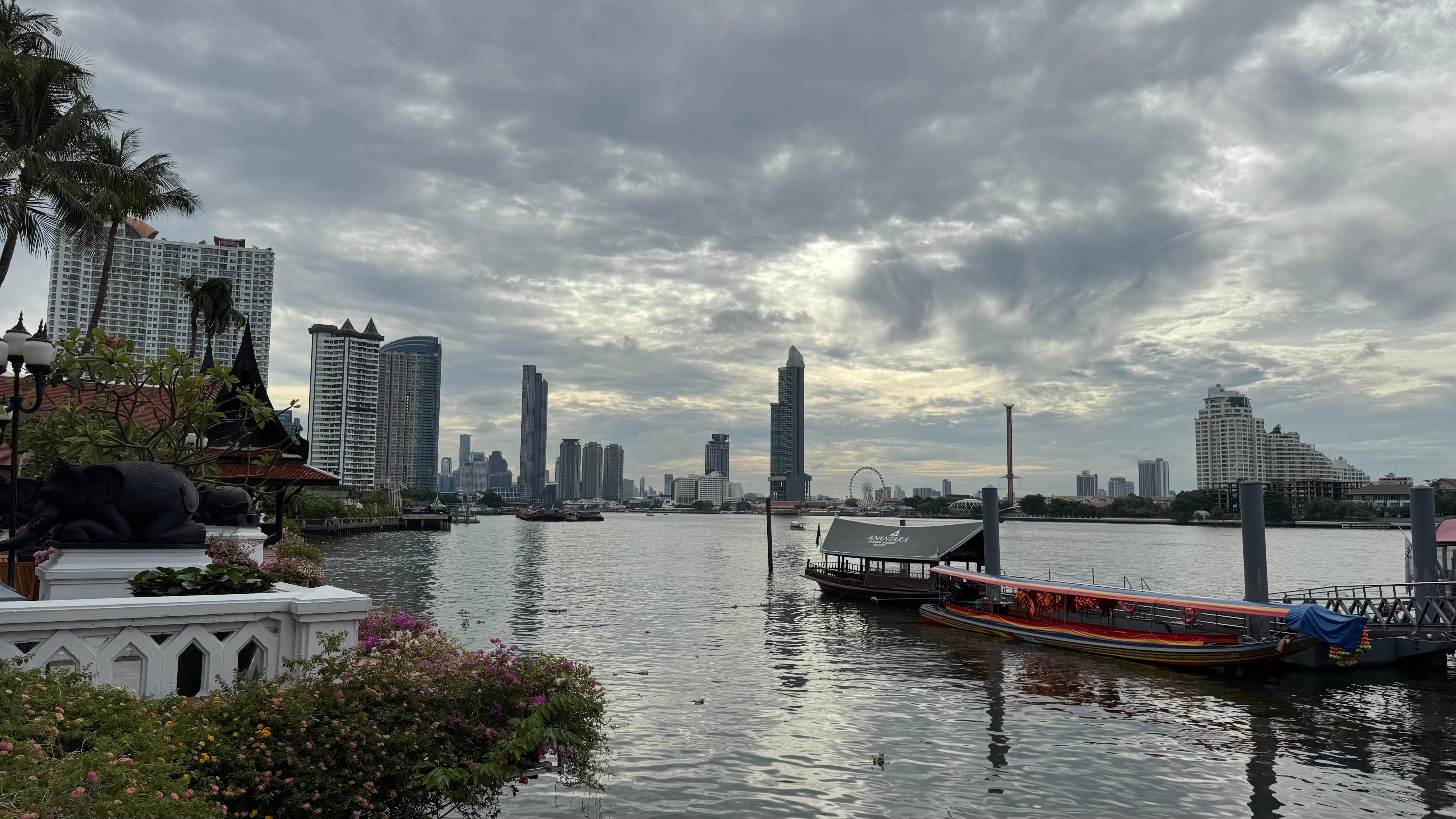 The shuttle boat pier 