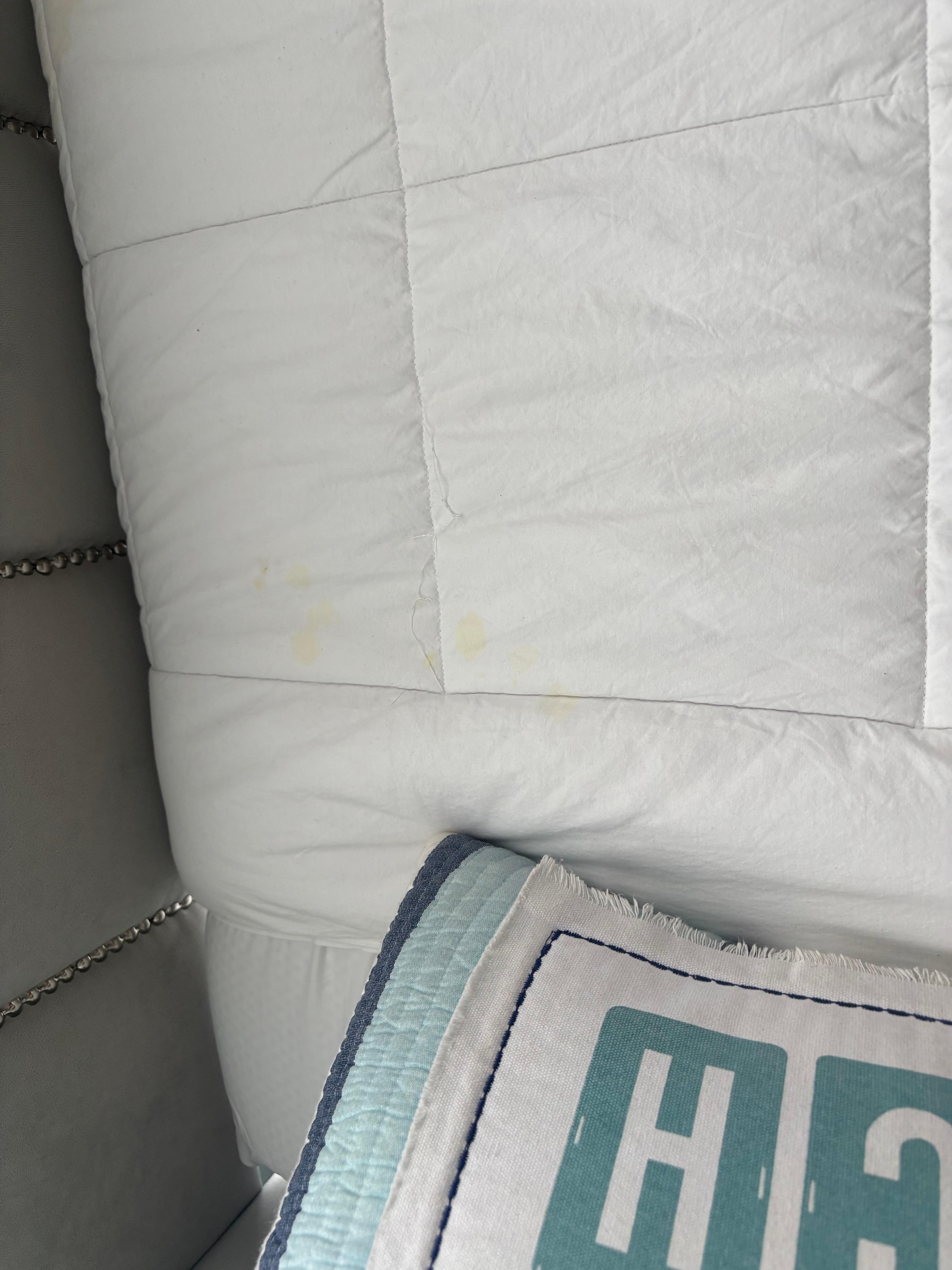 Comforter stain 