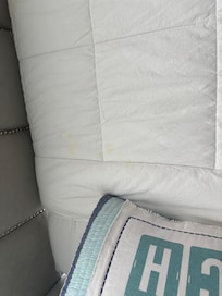 Comforter stain