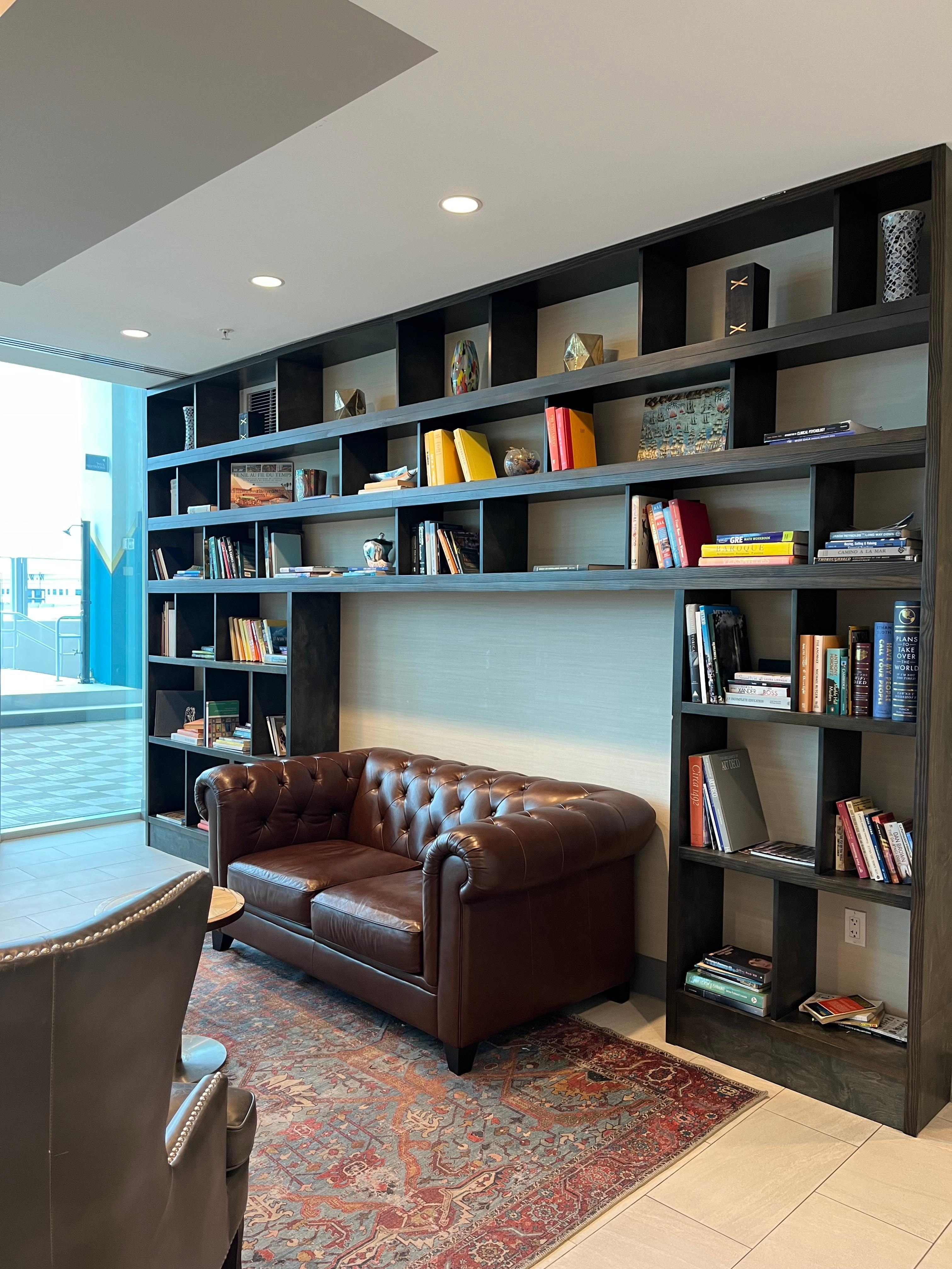 Mid level lobby area.