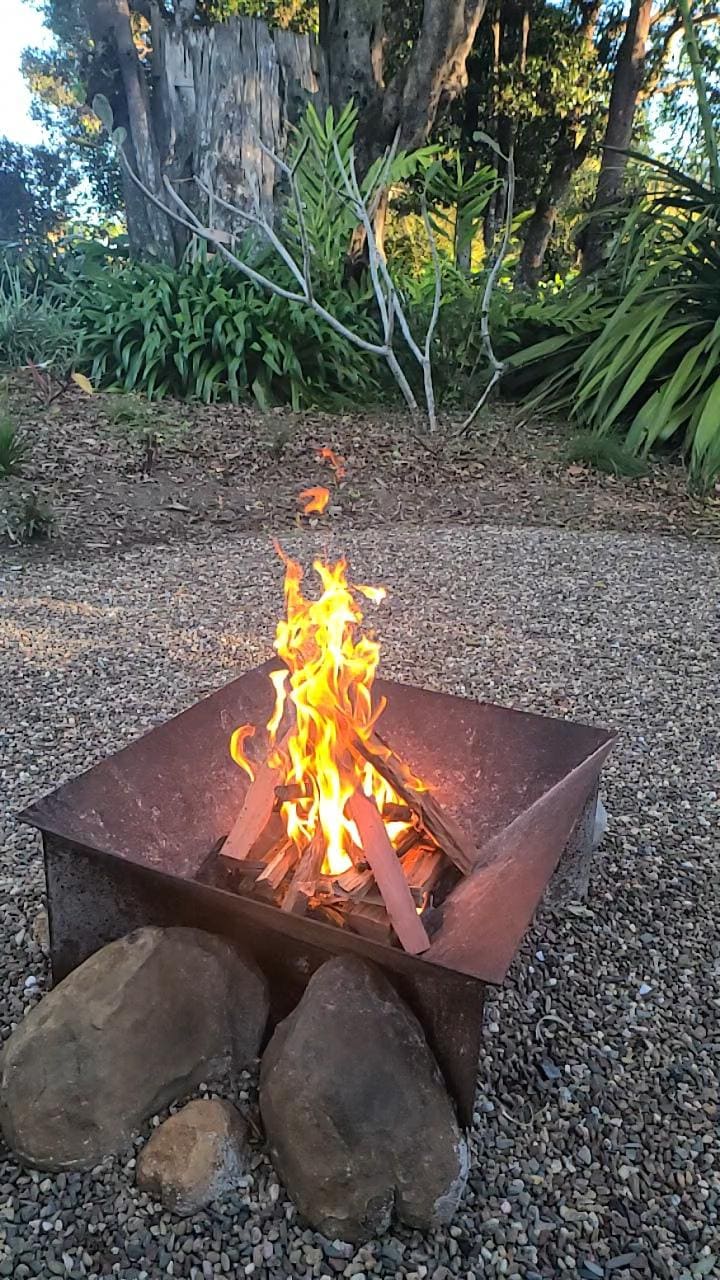 Firepit. Well stocked. 