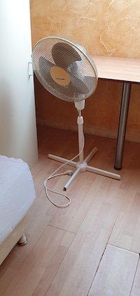 VENTILATEUR SUR PIED