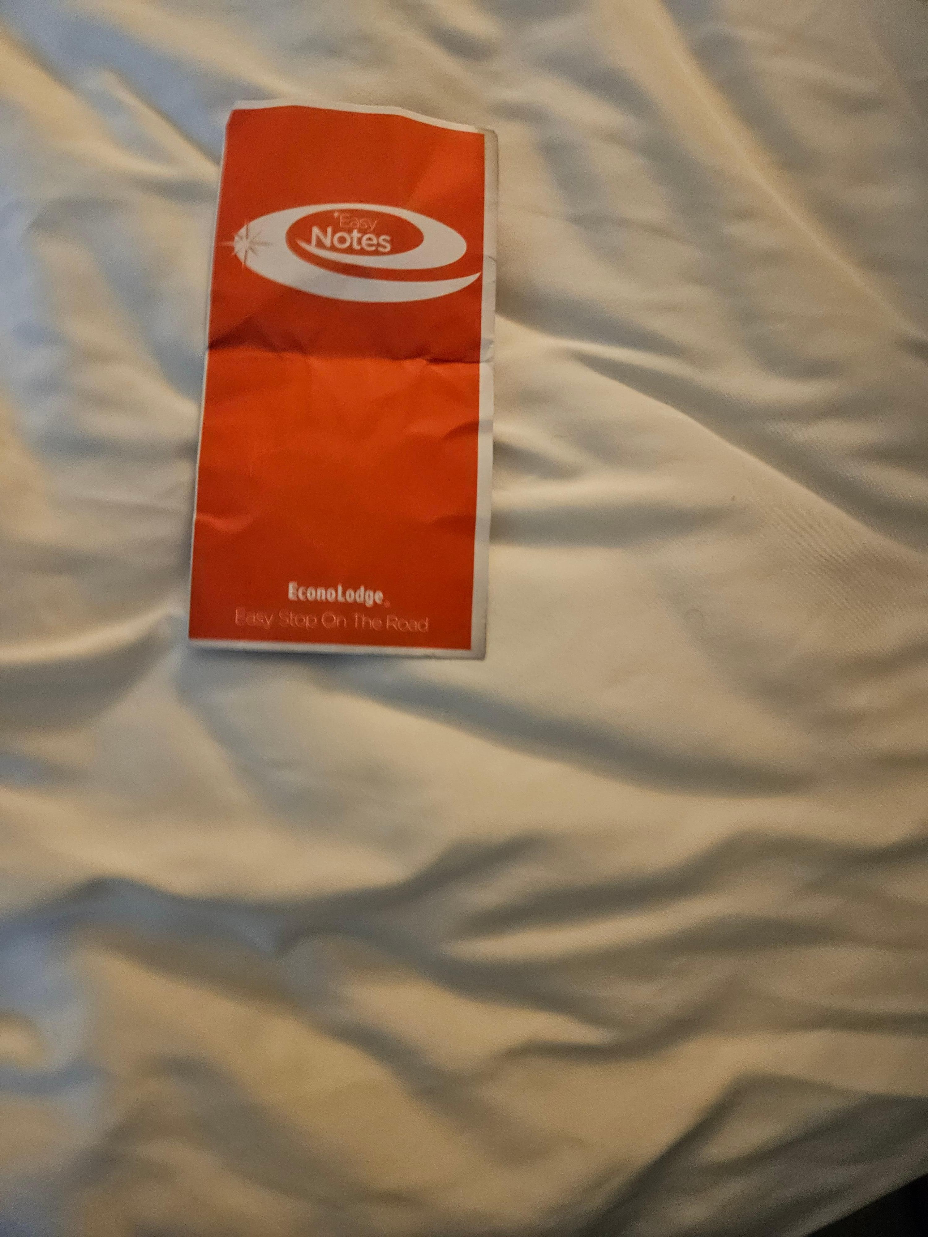 The note from the bed