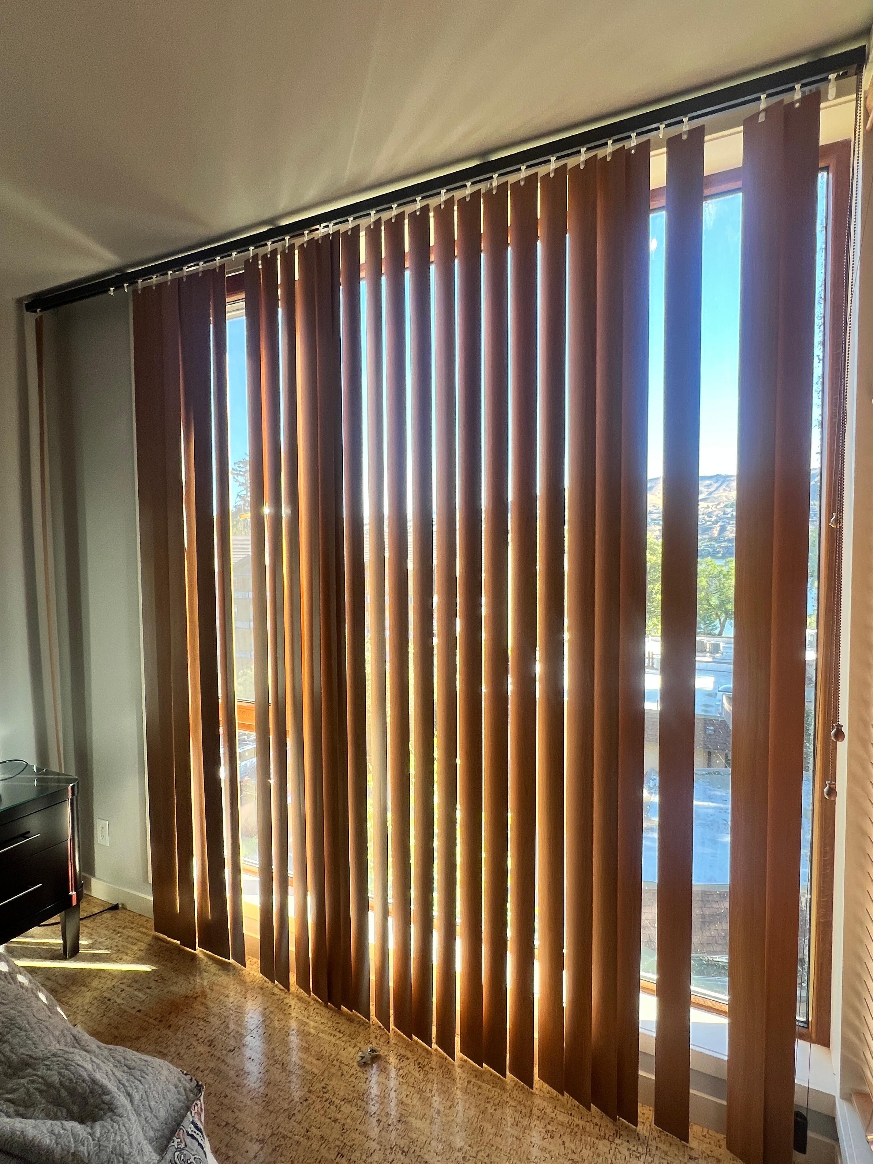 Broken missing blinds 