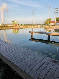 docks